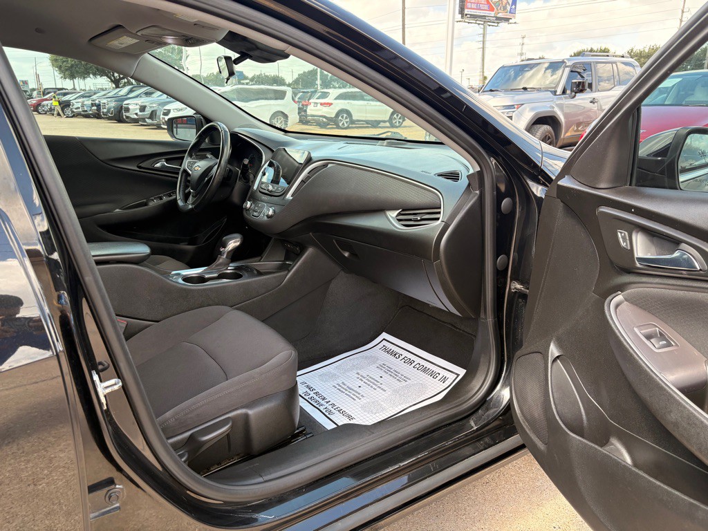 2021 Chevrolet Malibu Image 12
