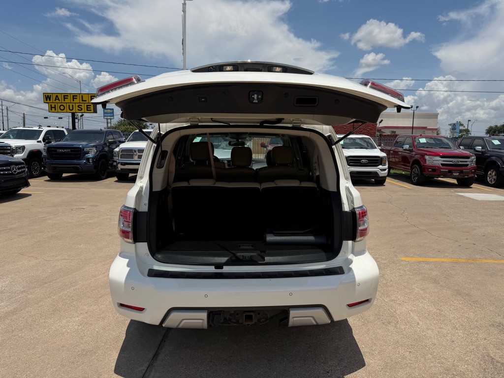 2018 Nissan Armada Image 11