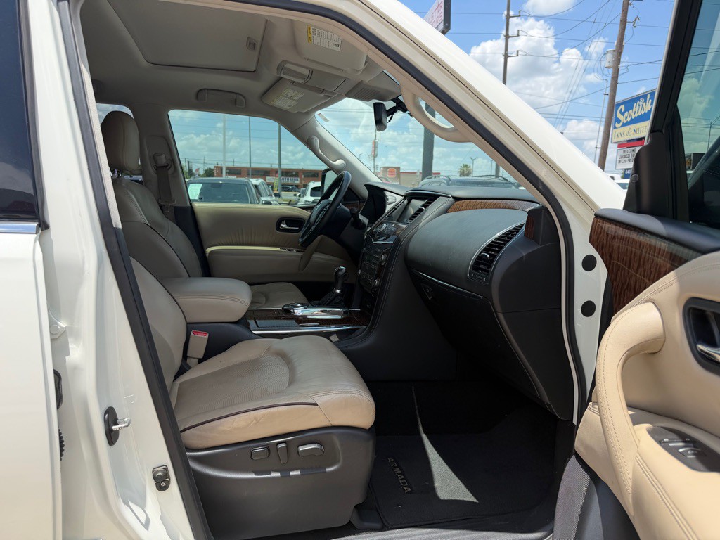 2018 Nissan Armada Image 14