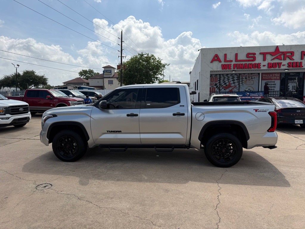 2023 Toyota Tundra Image 7