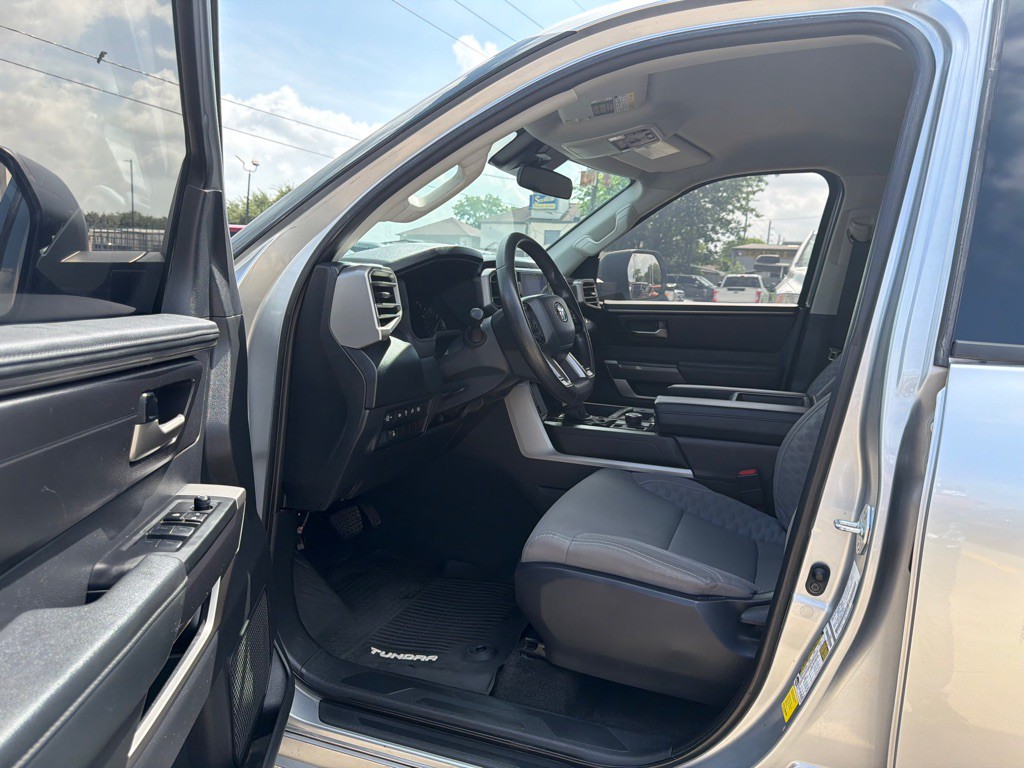 2023 Toyota Tundra Image 14