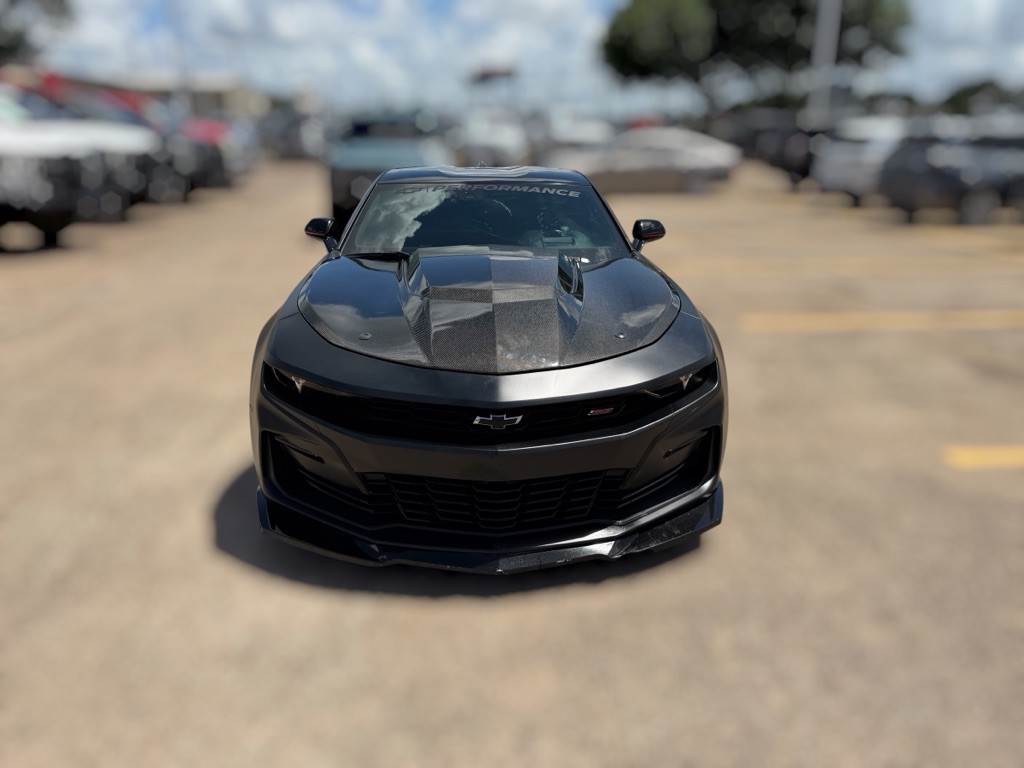 2023 Chevrolet Camaro Image 2