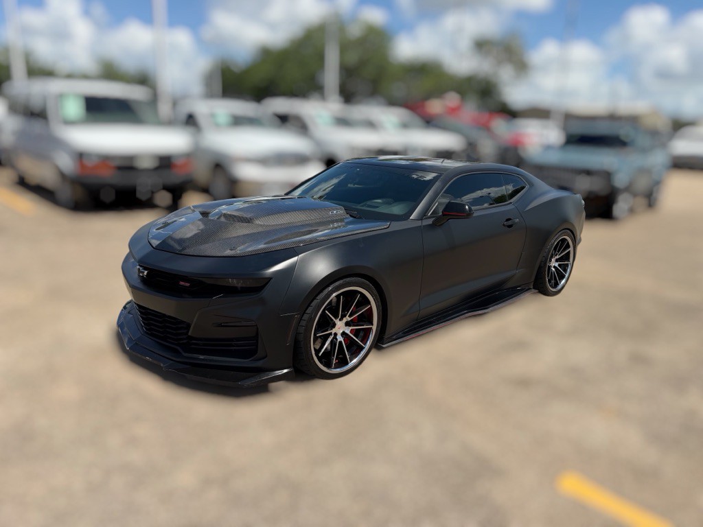 2023 Chevrolet Camaro Image 3