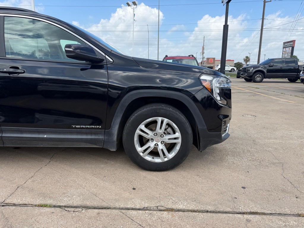 2023 GMC Terrain Image 5