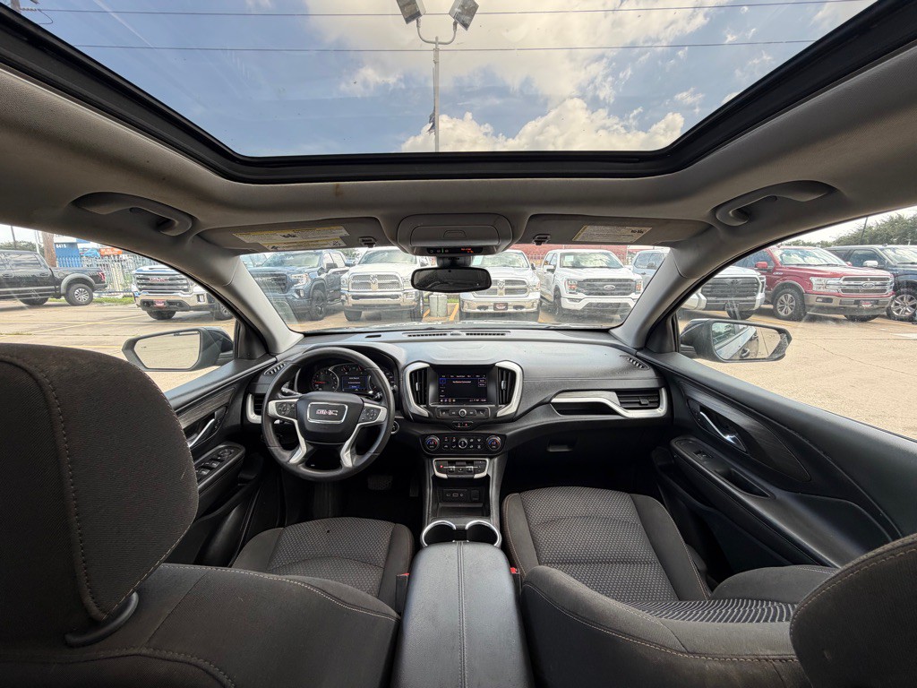 2023 GMC Terrain Image 20