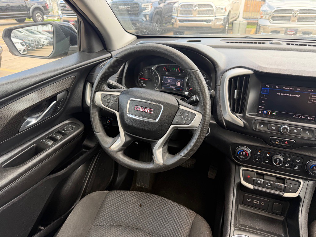 2023 GMC Terrain Image 25