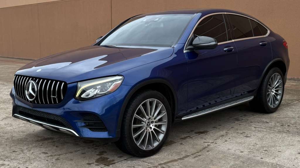 2017 Mercedes-Benz GLC-Class Image 2