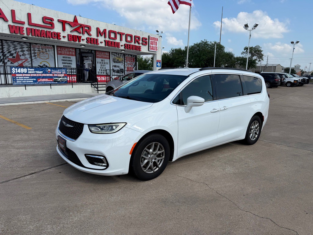 2022 Chrysler Pacifica Image 3