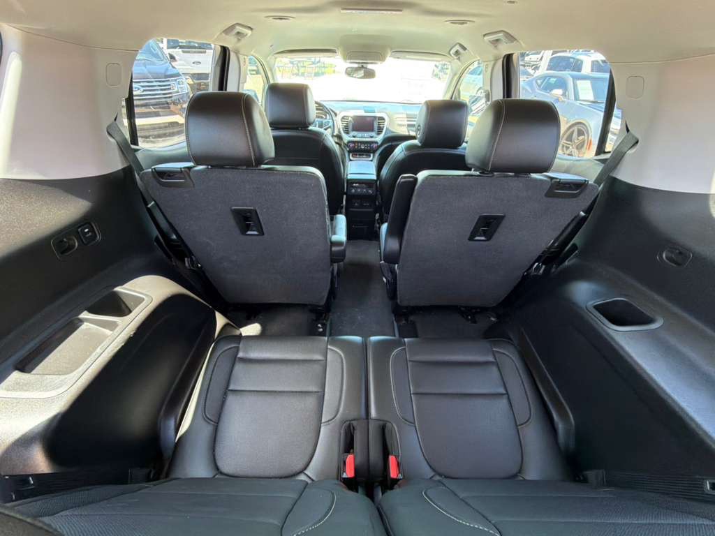2020 GMC Acadia Image 17