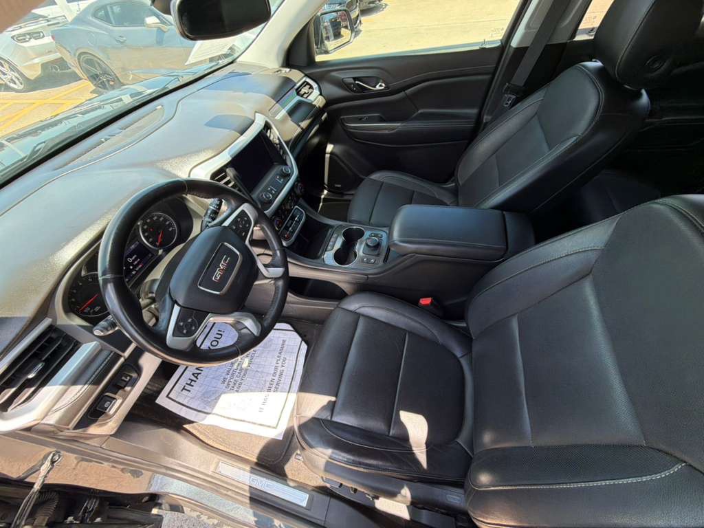 2020 GMC Acadia Image 21
