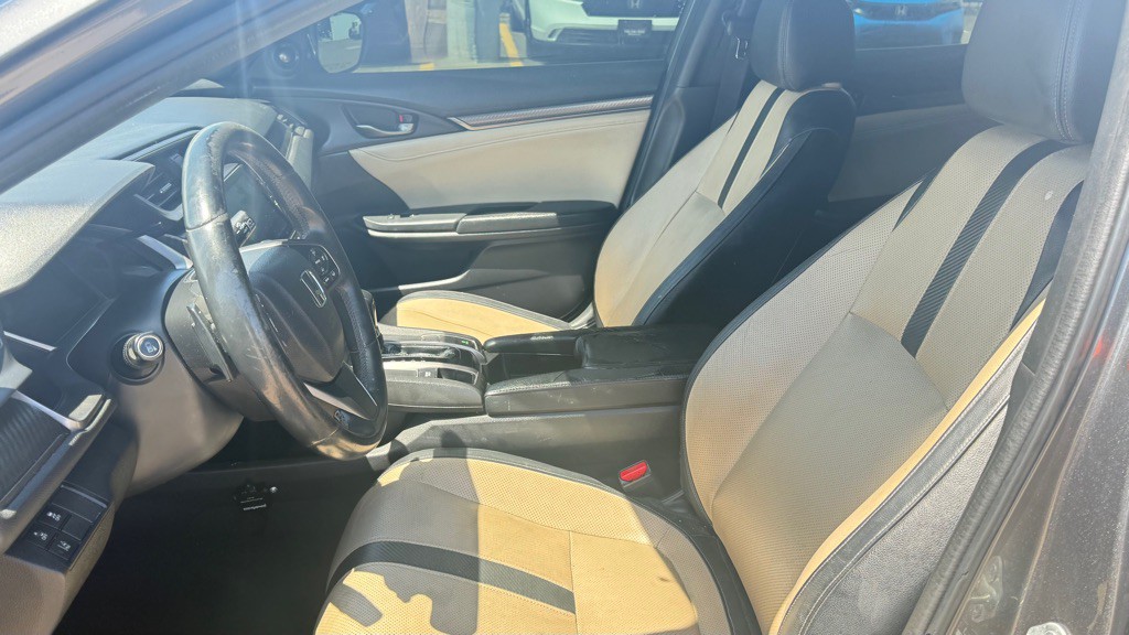 2018 Honda Civic Image 11