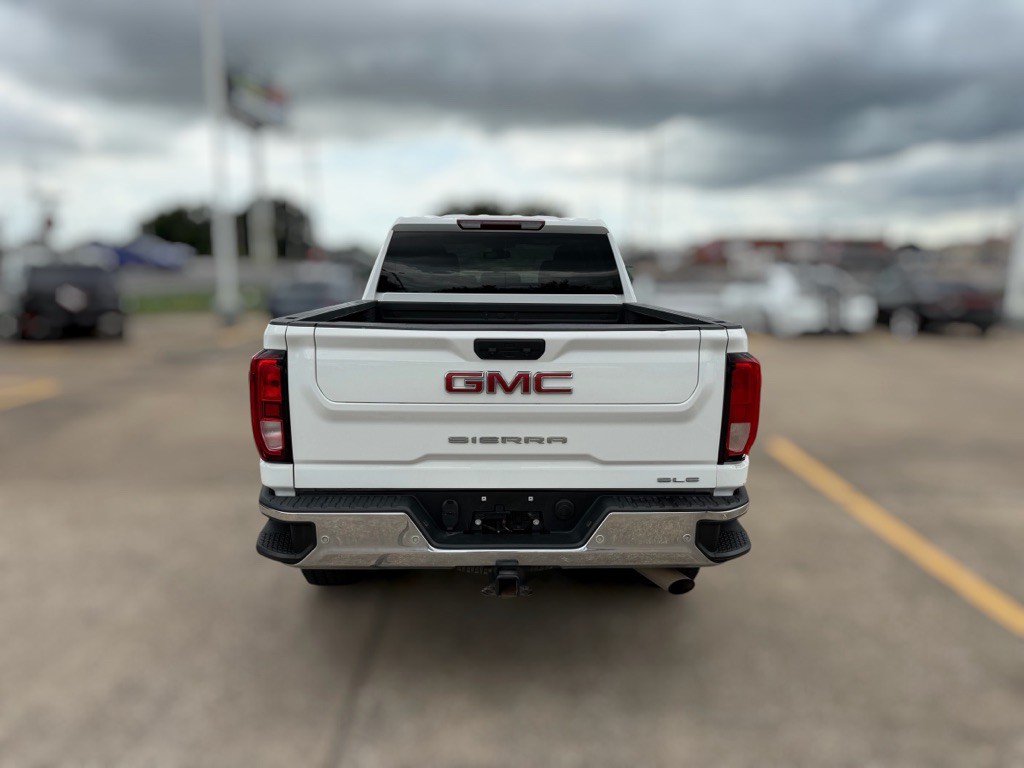 2023 GMC Sierra 2500 Image 9