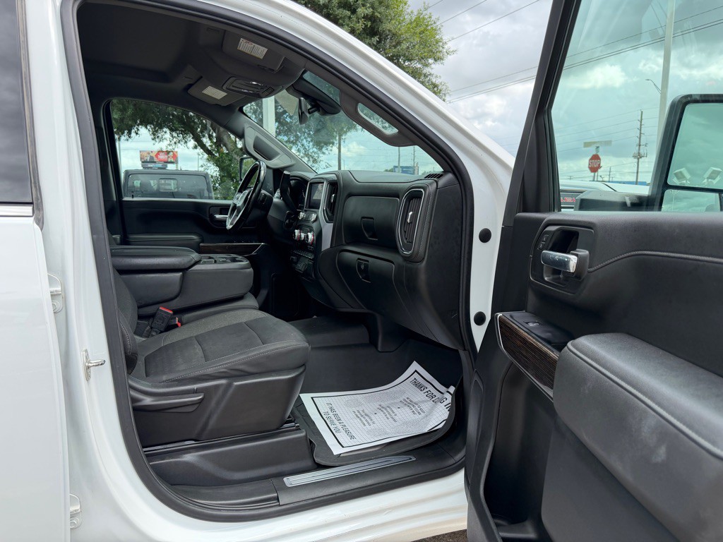 2023 GMC Sierra 2500 Image 12