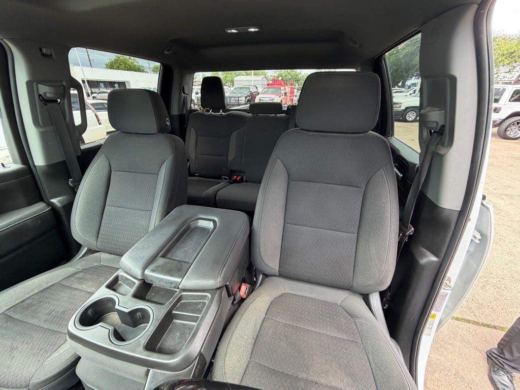 2023 GMC Sierra 2500 Image 15