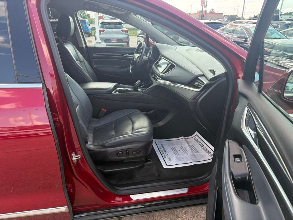 2018 Buick Enclave Image 13