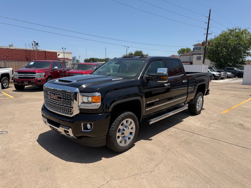 2019 GMC Sierra 2500 Image 3