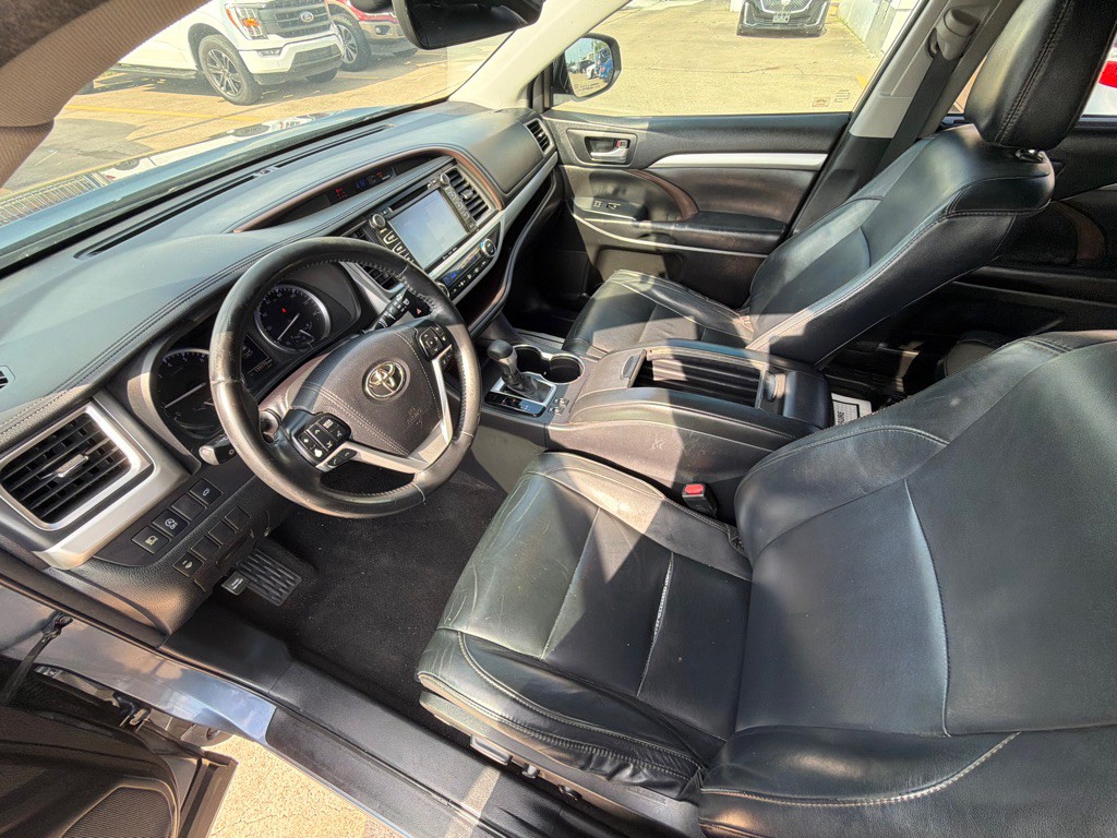 2018 Toyota Highlander Image 20