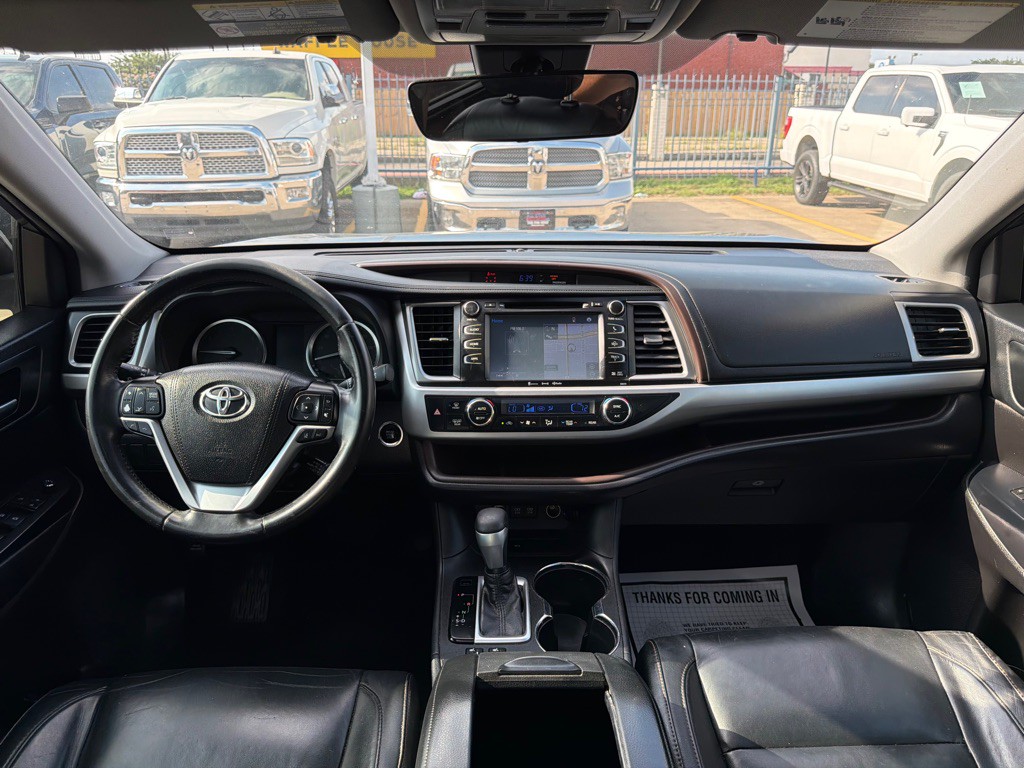 2018 Toyota Highlander Image 22