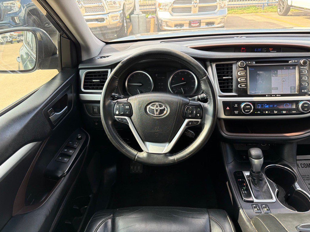 2018 Toyota Highlander Image 26
