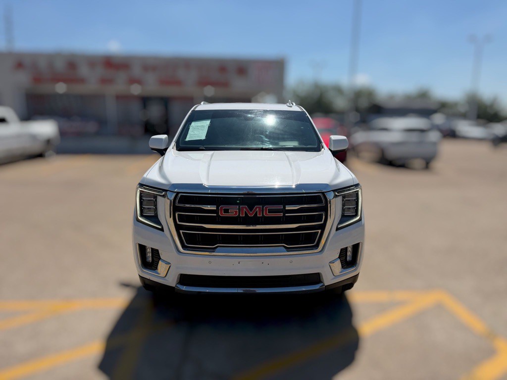 2021 GMC Yukon Image 2