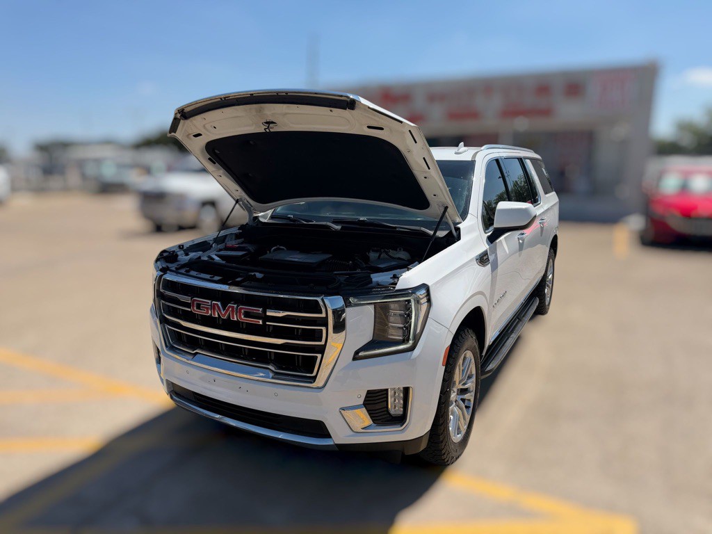 2021 GMC Yukon Image 4