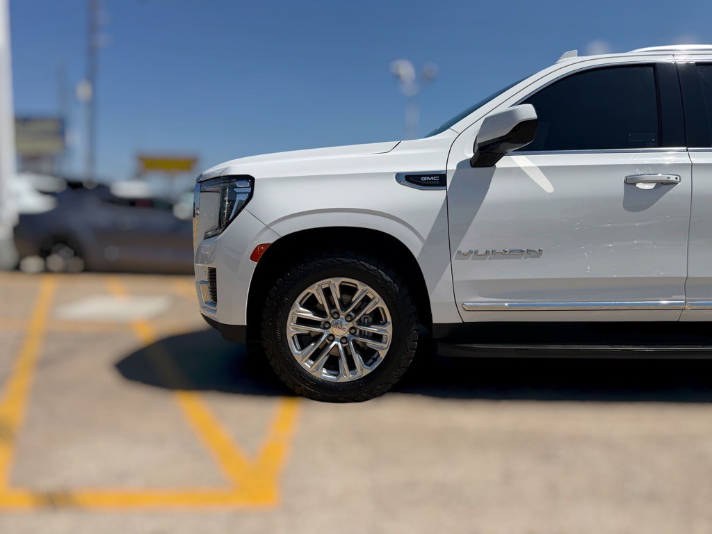 2021 GMC Yukon Image 6