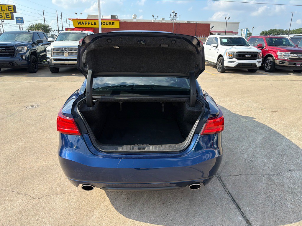 2018 Nissan Maxima Image 11