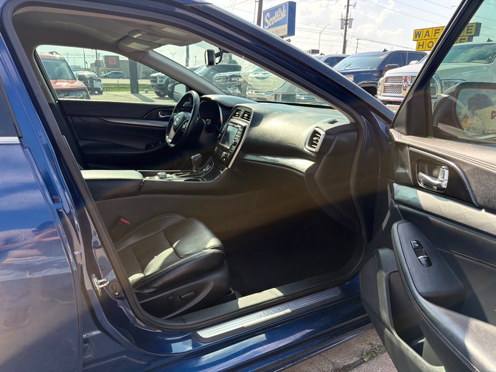 2018 Nissan Maxima Image 14