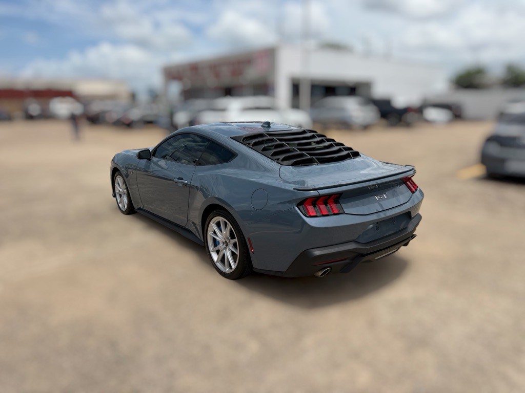 2024 Ford Mustang Image 10