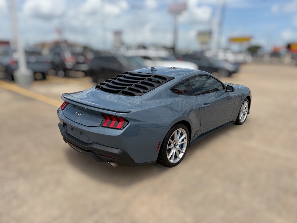 2024 Ford Mustang Image 12