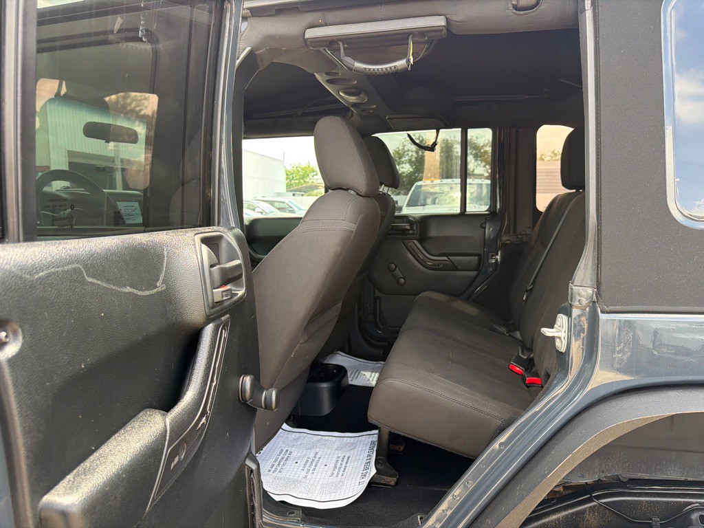 2017 Jeep Wrangler Unlimited Image 11