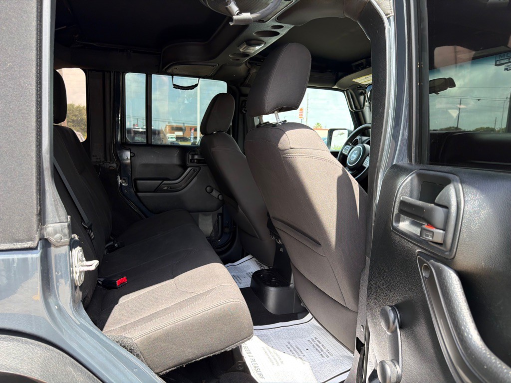 2017 Jeep Wrangler Unlimited Image 12