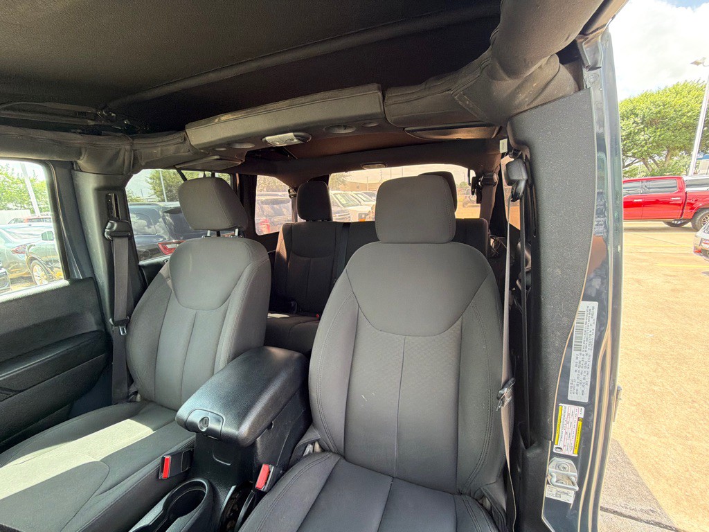 2017 Jeep Wrangler Unlimited Image 16