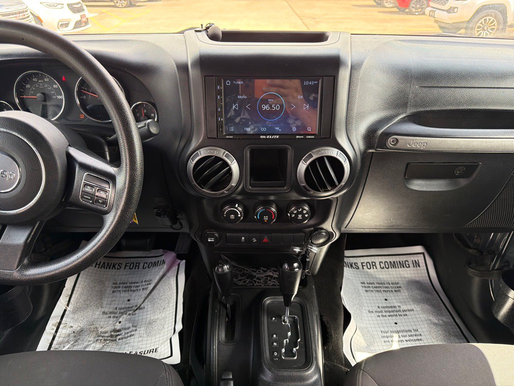 2017 Jeep Wrangler Unlimited Image 20