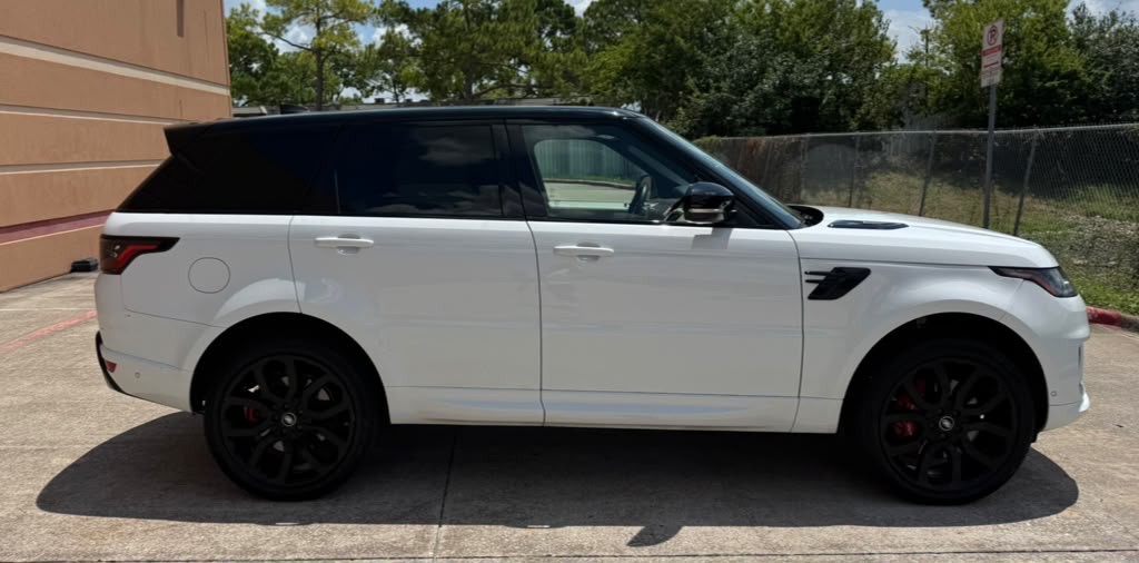 2021 Land Rover Range Rover Sport Image 8