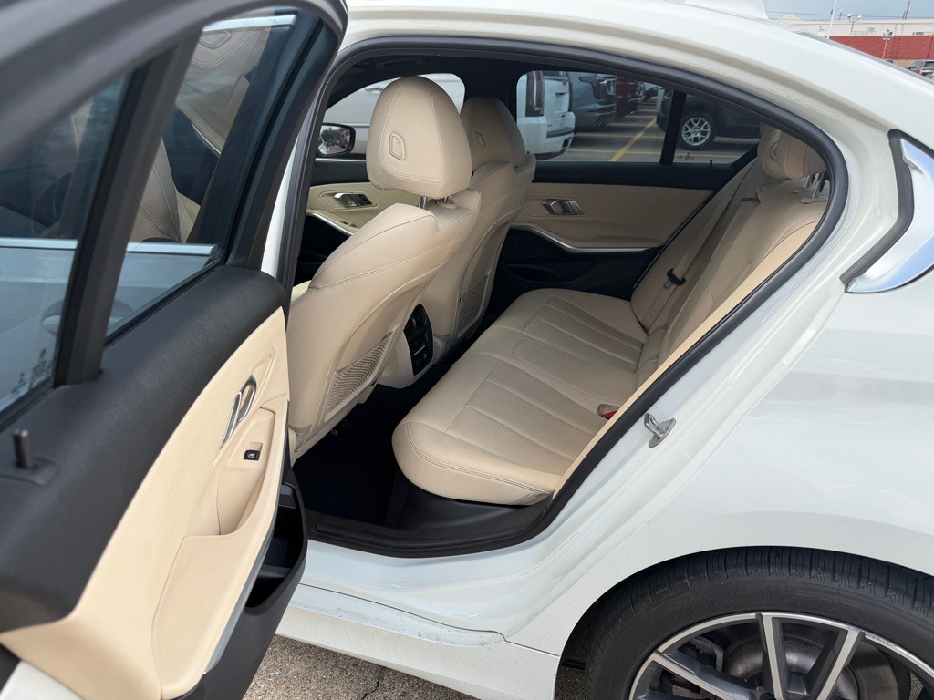 2020 BMW 3 Series Image 13