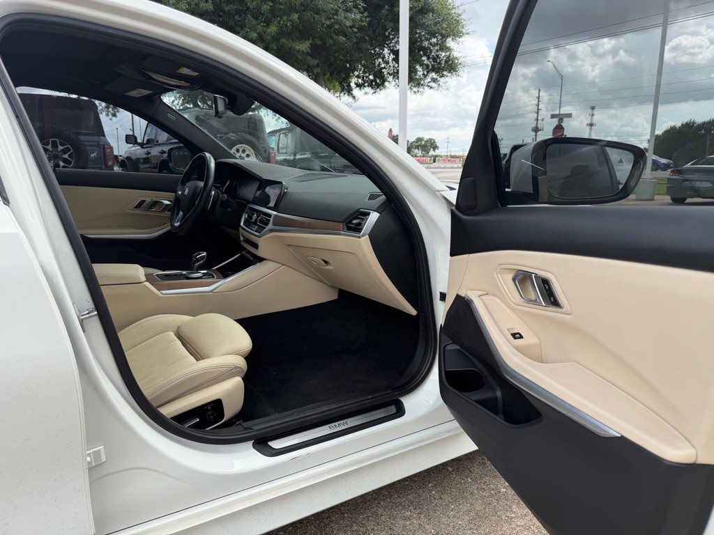 2020 BMW 3 Series Image 15