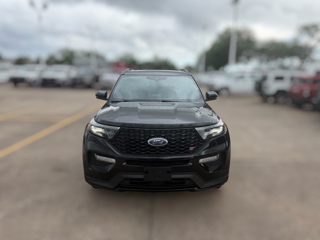 2020 Ford Explorer Image 2