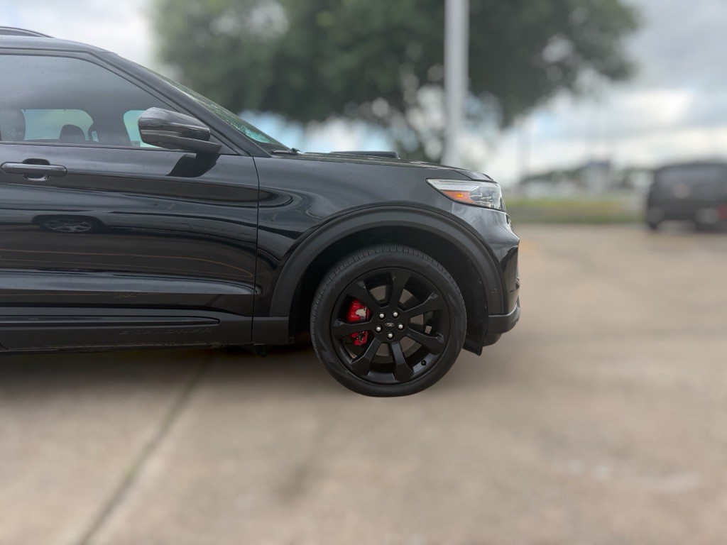 2020 Ford Explorer Image 4