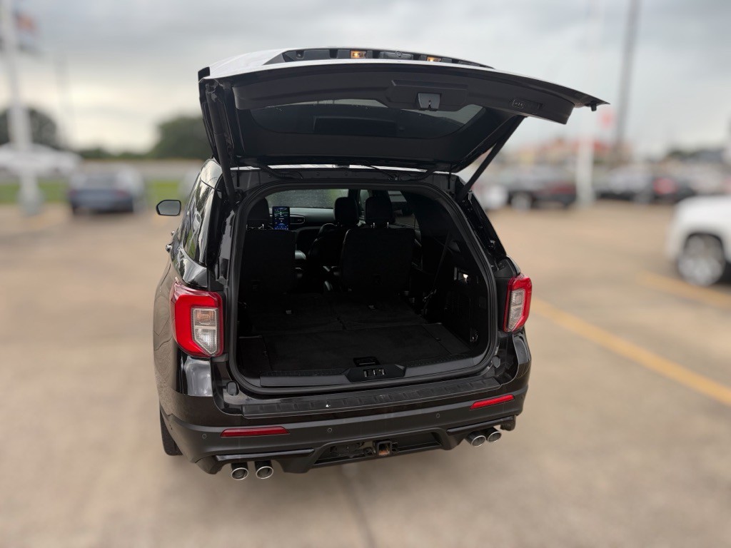 2020 Ford Explorer Image 11
