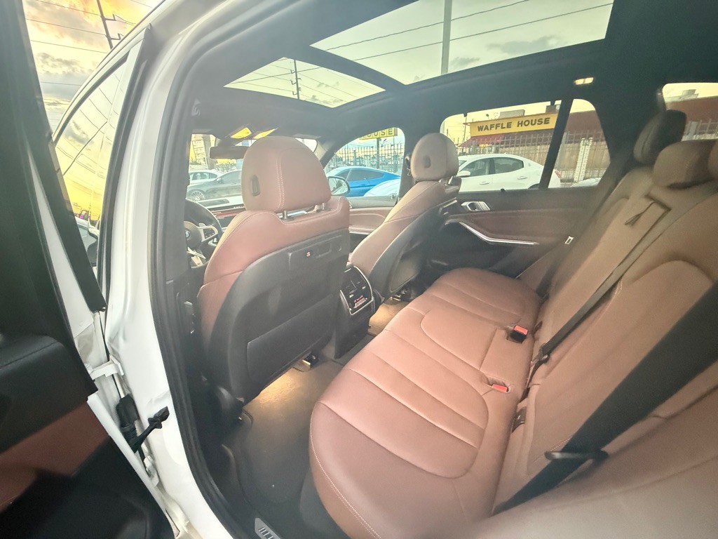 2021 BMW X5 Image 16