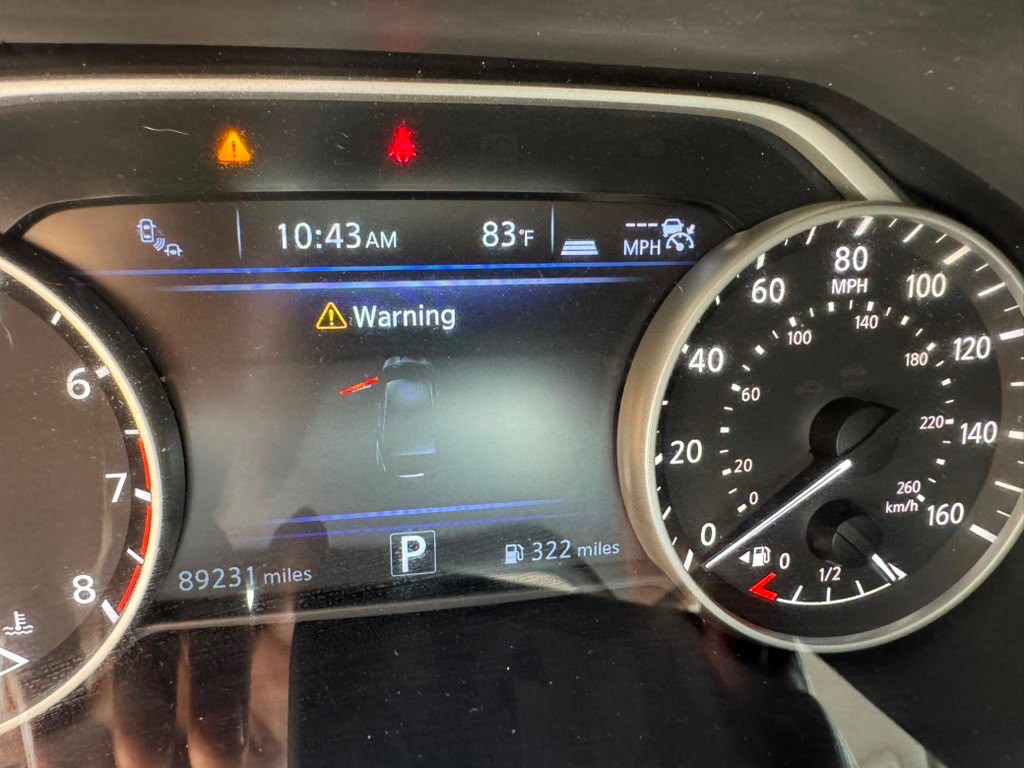 2017 Nissan Maxima Image 17