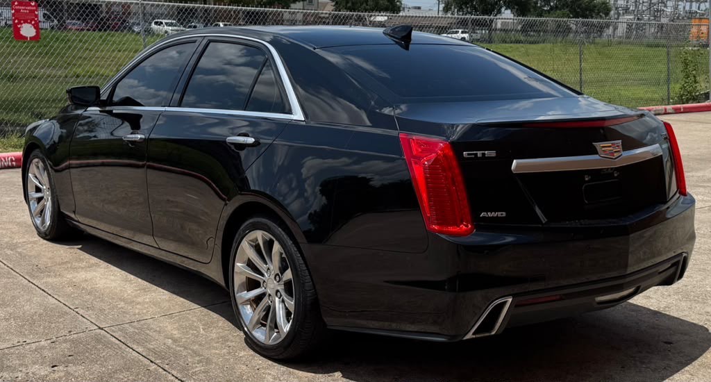 2017 Cadillac CTS Image 3