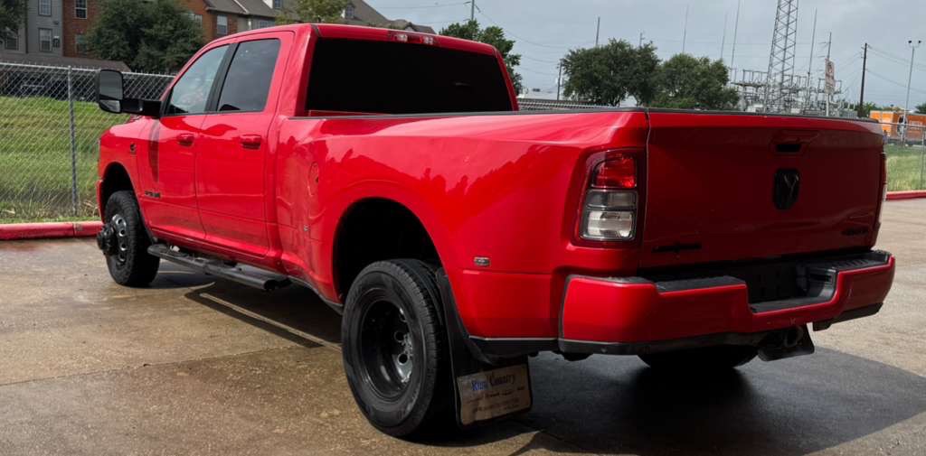 2022 RAM 3500 Image 4