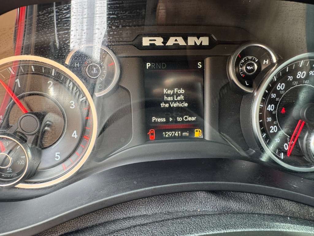 2022 RAM 3500 Image 21