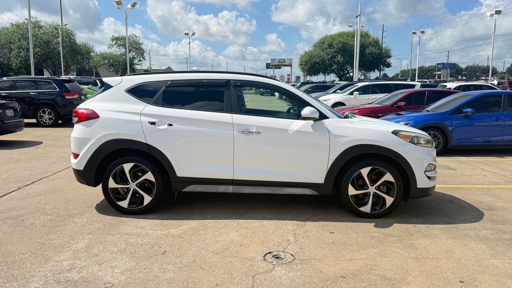 2017 Hyundai Tucson Image 6