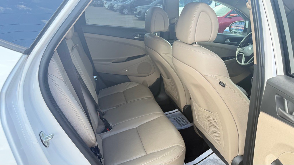 2017 Hyundai Tucson Image 13