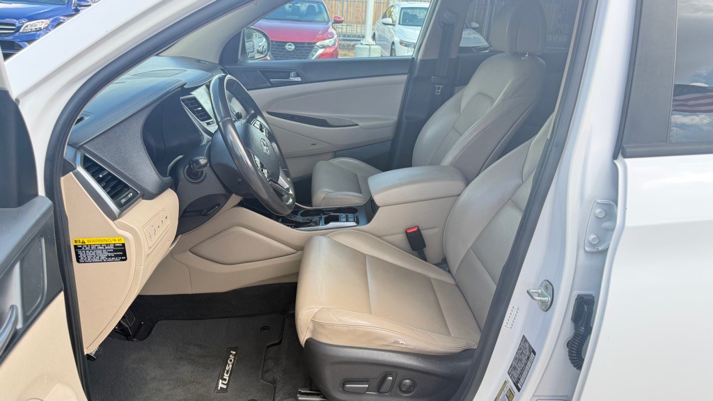 2017 Hyundai Tucson Image 15