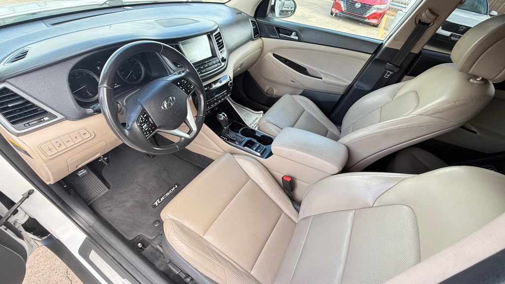 2017 Hyundai Tucson Image 18