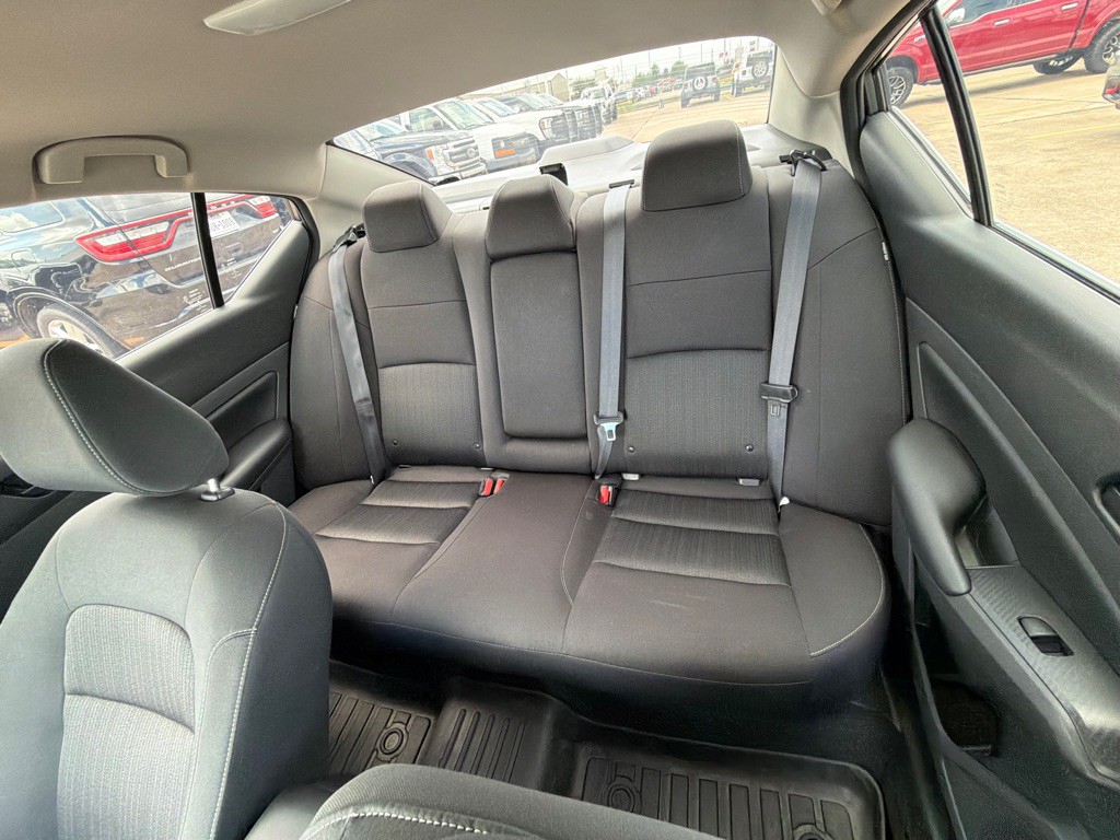 2024 Nissan Altima Image 16